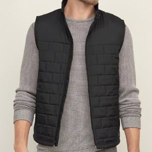 Abercrombie & Fitch Weightless Packable Vest